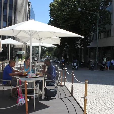 Marques Gardens Hostal Lisboa