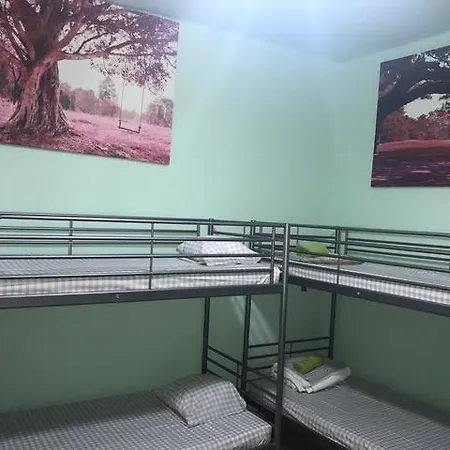 Hostal Marques Gardens